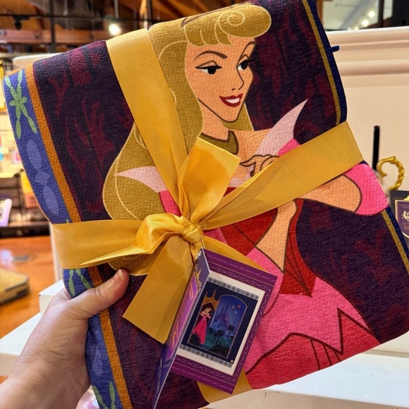Disney 2024 Sleeping Beauty Throw by Ashely Taylor - Picture 2 of 4